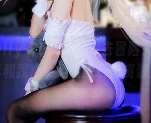 跟着Sally Dorasnow去冒险：瑜伽写真和我心中无限的摄影资源！